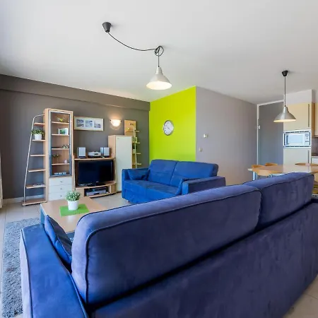 On Zeedijk With Stunning Sea View Appartement